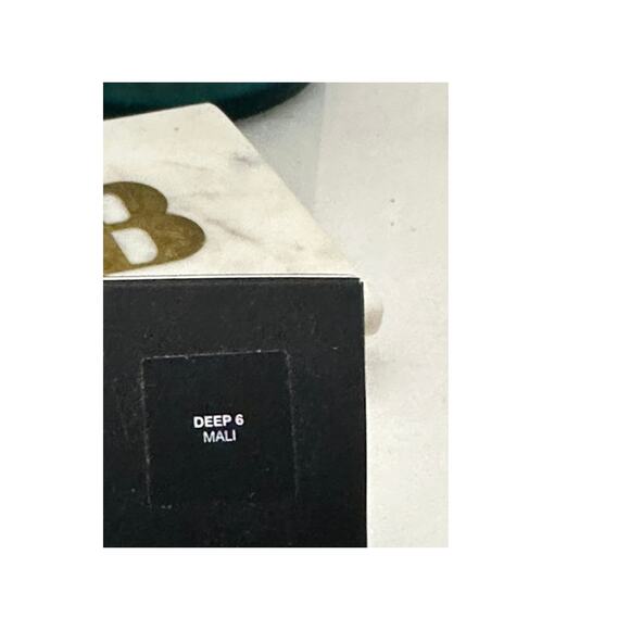 NARS NIB Soft Matte Complete Foundation Longwear 1.5 Fl Oz - Deep 6 Mali - Picture 3 of 5